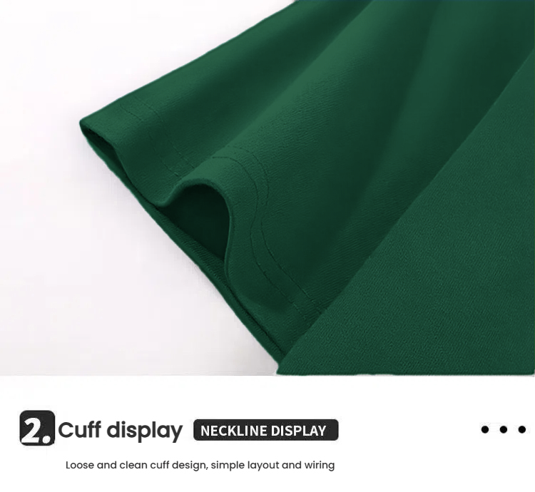 T-shirt blackish green