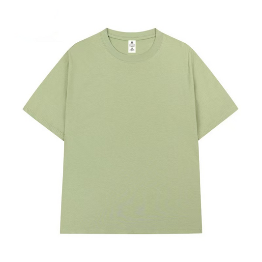 T-shirt pale green